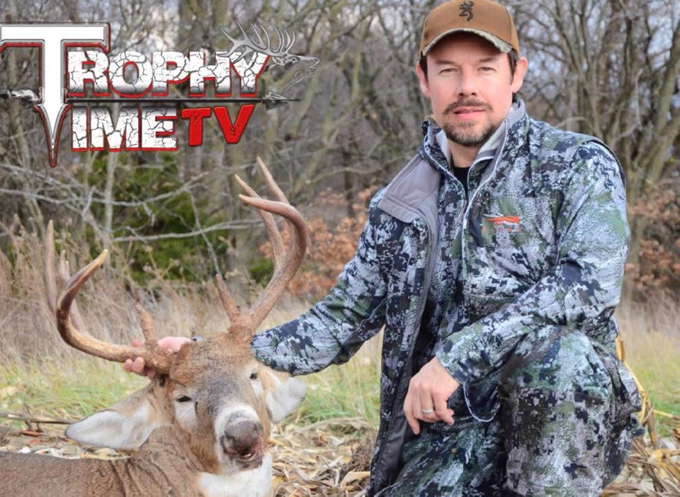 Shawn Chatham with a mature whitetail during the Trophy Time TV years